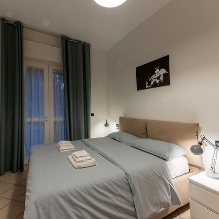 Holiday Apartment - Brescia Centro - Parcheggio Privato エクステリア 写真