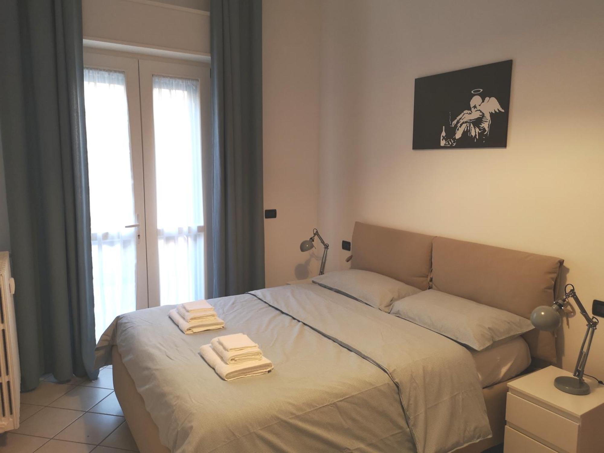 Holiday Apartment - Brescia Centro - Parcheggio Privato エクステリア 写真