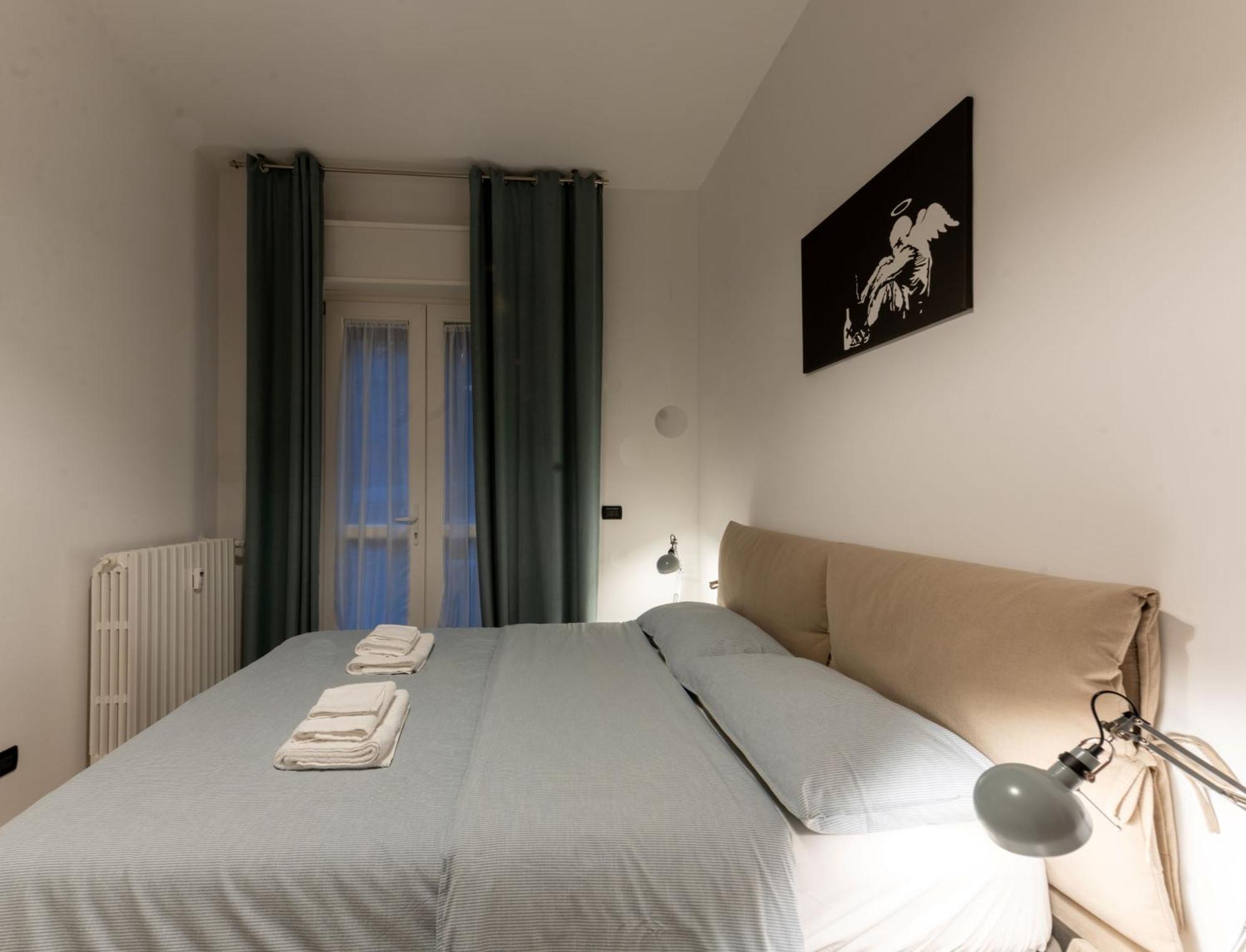 Holiday Apartment - Brescia Centro - Parcheggio Privato エクステリア 写真