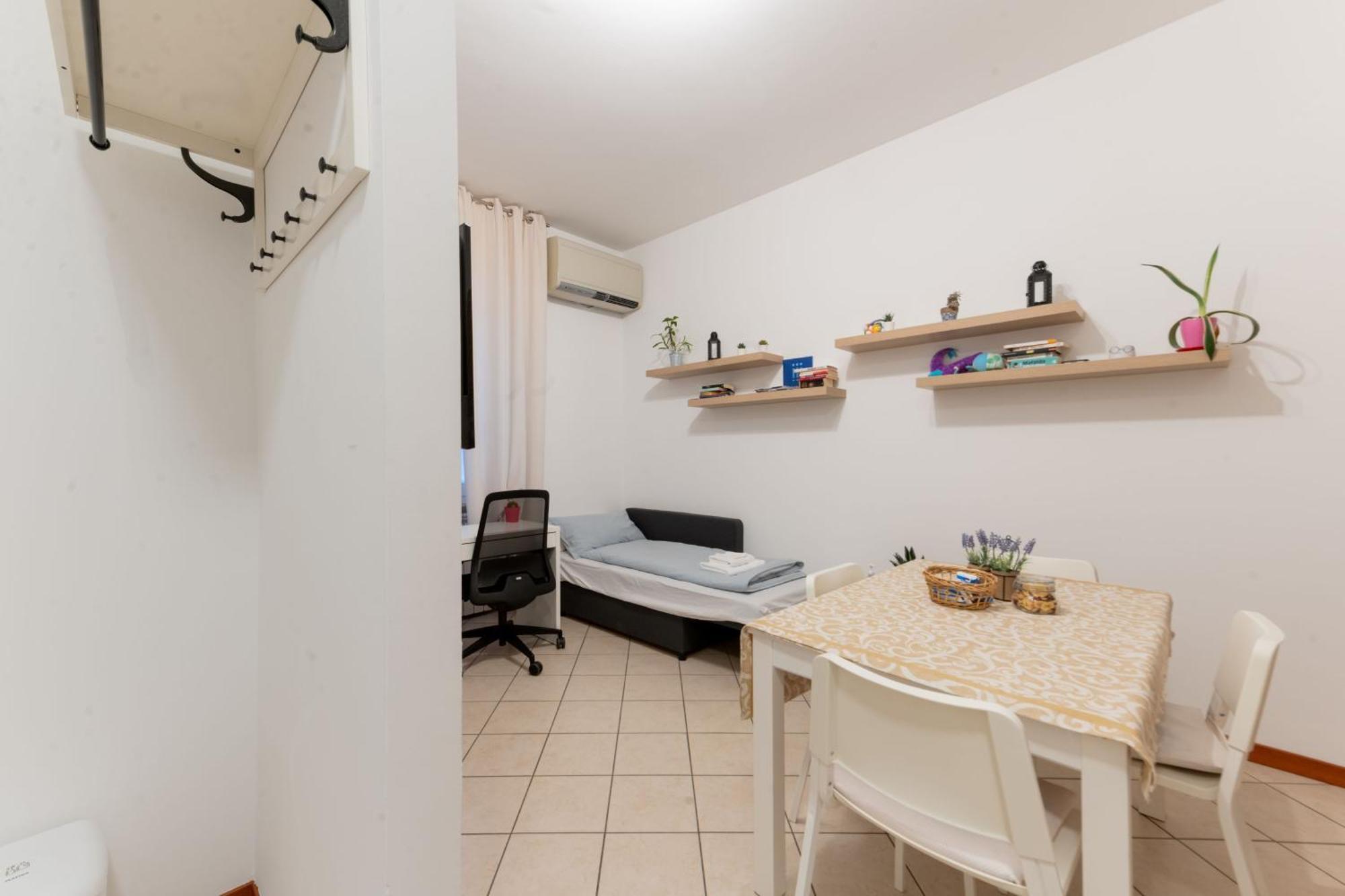 Holiday Apartment - Brescia Centro - Parcheggio Privato エクステリア 写真